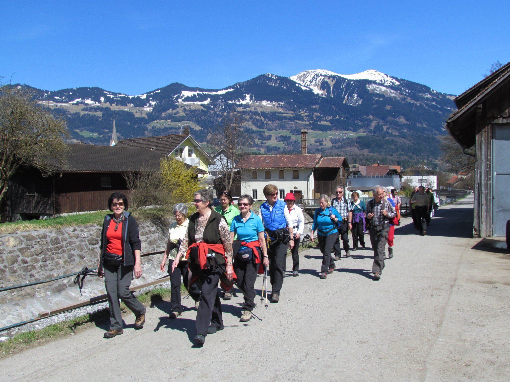 Kneipp Aktiv Club Altach entlang der Meng Kneipp Aktiv Club Altach entlang der Meng