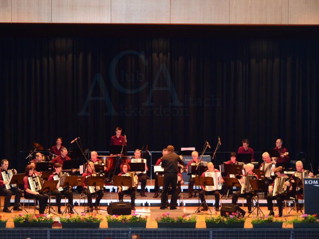 Das erste Orchester des ACA zeigte sich zum 30-jährigen Jubiläum in Hochform.