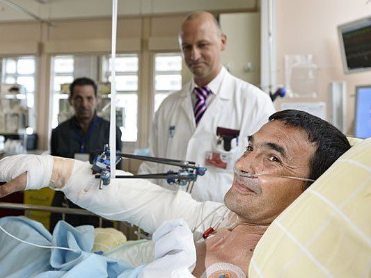 Arbeiter trennte sich Arm ab: Nach Odysee verliert Ungar seinen Arm Arbeiter trennte sich Arm ab: Nach Odysee verliert Ungar seinen Arm