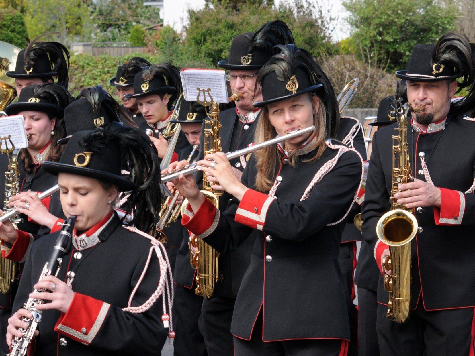 Den Auftakt zum Pfarrfest gestaltet die Bürgermusik Hard beim Gottesdienst mit. Den Auftakt zum Pfarrfest gestaltet die Bürgermusik Hard beim Gottesdienst mit.