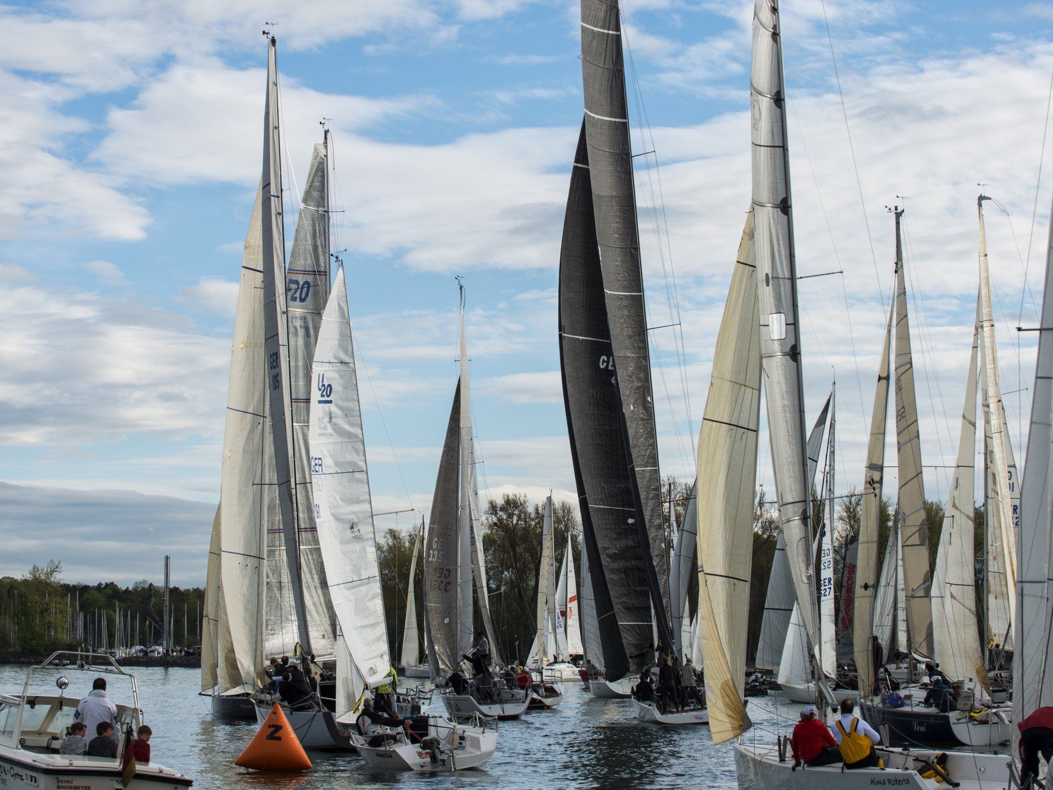 Start zum Drei-Länder-Cup Start zum Drei-Länder-Cup