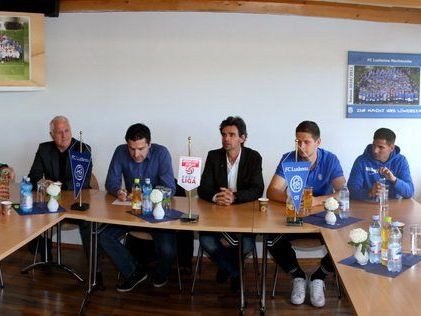 Das letzte Lustenauer Ortsduell wird am Dienstag abend im Reichshofstadion angepfiffen. Das letzte Lustenauer Ortsduell wird am Dienstag abend im Reichshofstadion angepfiffen.