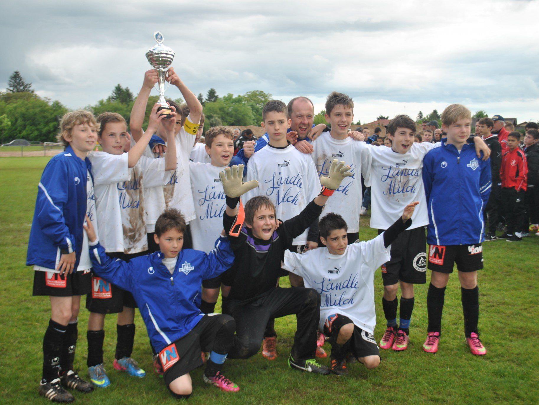 Die erfolgreiche U 13-Mannschaft hatte in Lyon Grund zu feiern.
