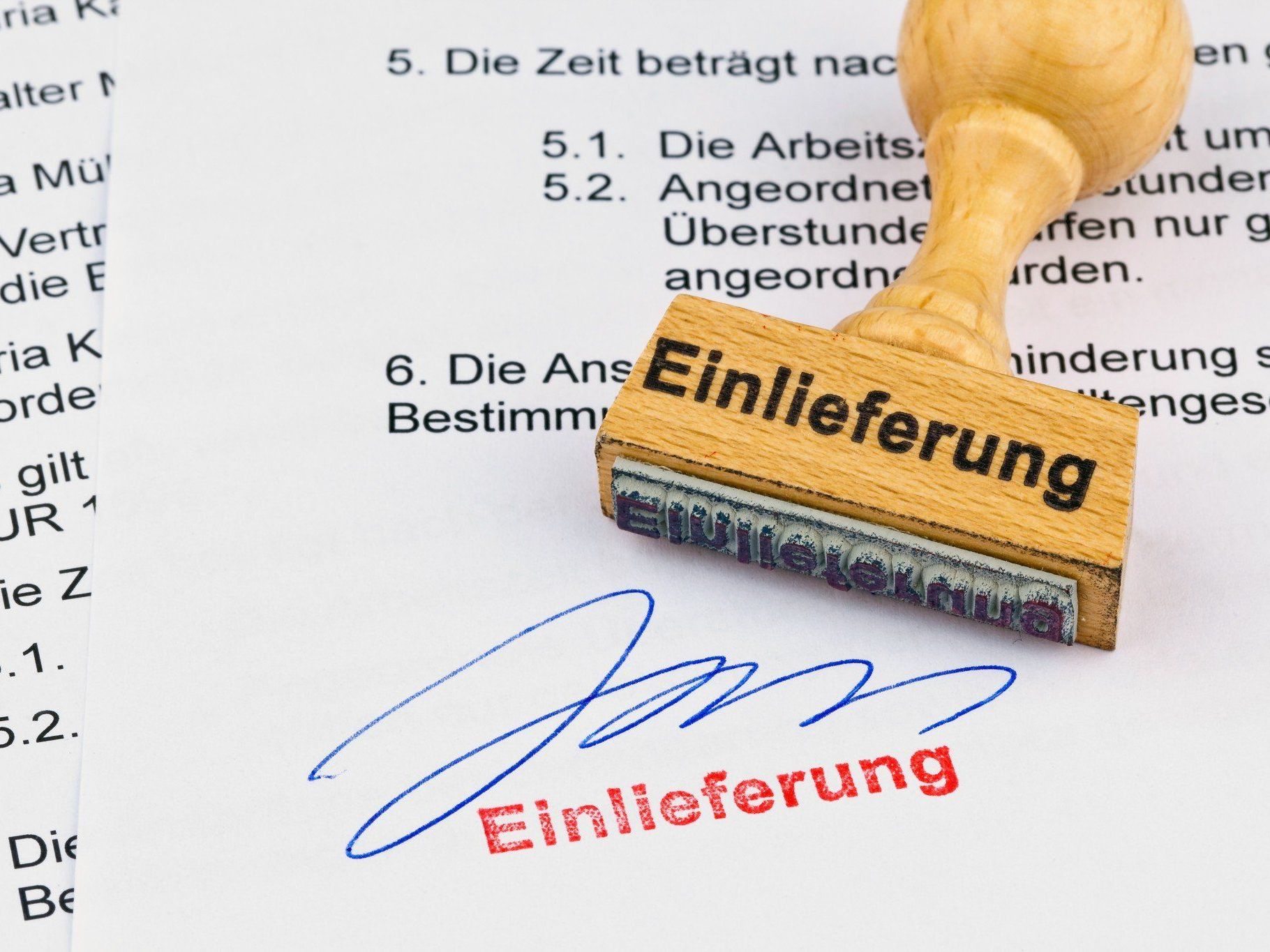 Die 26-Jährige verständigte selbst die Ermittler und gab die Tat zu. Die 26-Jährige verständigte selbst die Ermittler und gab die Tat zu.