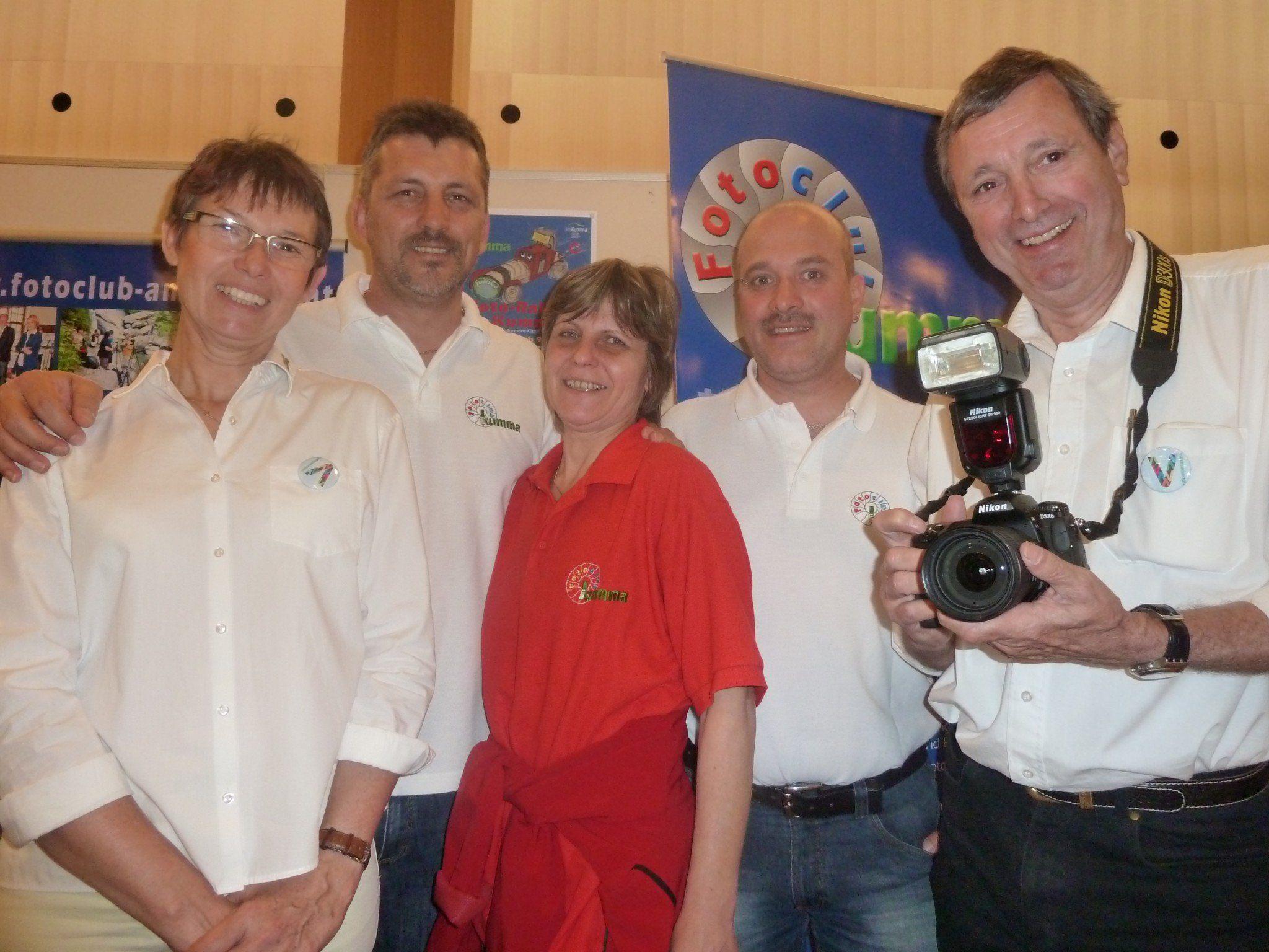 Karin Ströhle, Jürgen Grasmuck, Roswitha und Klaus Dornbach und Kurt Ströhle vom Fotoclub am Kumma freuen sich auf viele Anmeldungen.
