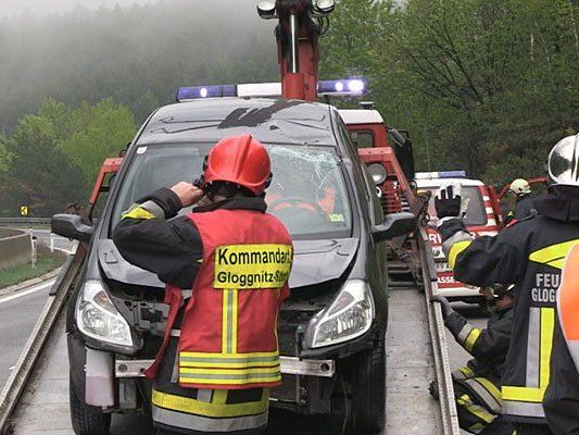 Beim Einsatz nach dem Unfall auf der S6 Beim Einsatz nach dem Unfall auf der S6