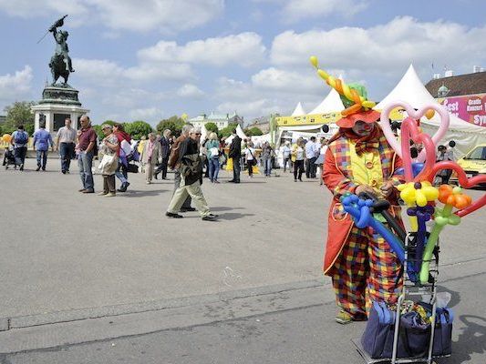 In der Wiener Innenstadt wurde bereits gefeiert - am Sonntag wandert das Wiener Stadtfest in die Peripherie In der Wiener Innenstadt wurde bereits gefeiert - am Sonntag wandert das Wiener Stadtfest in die Peripherie