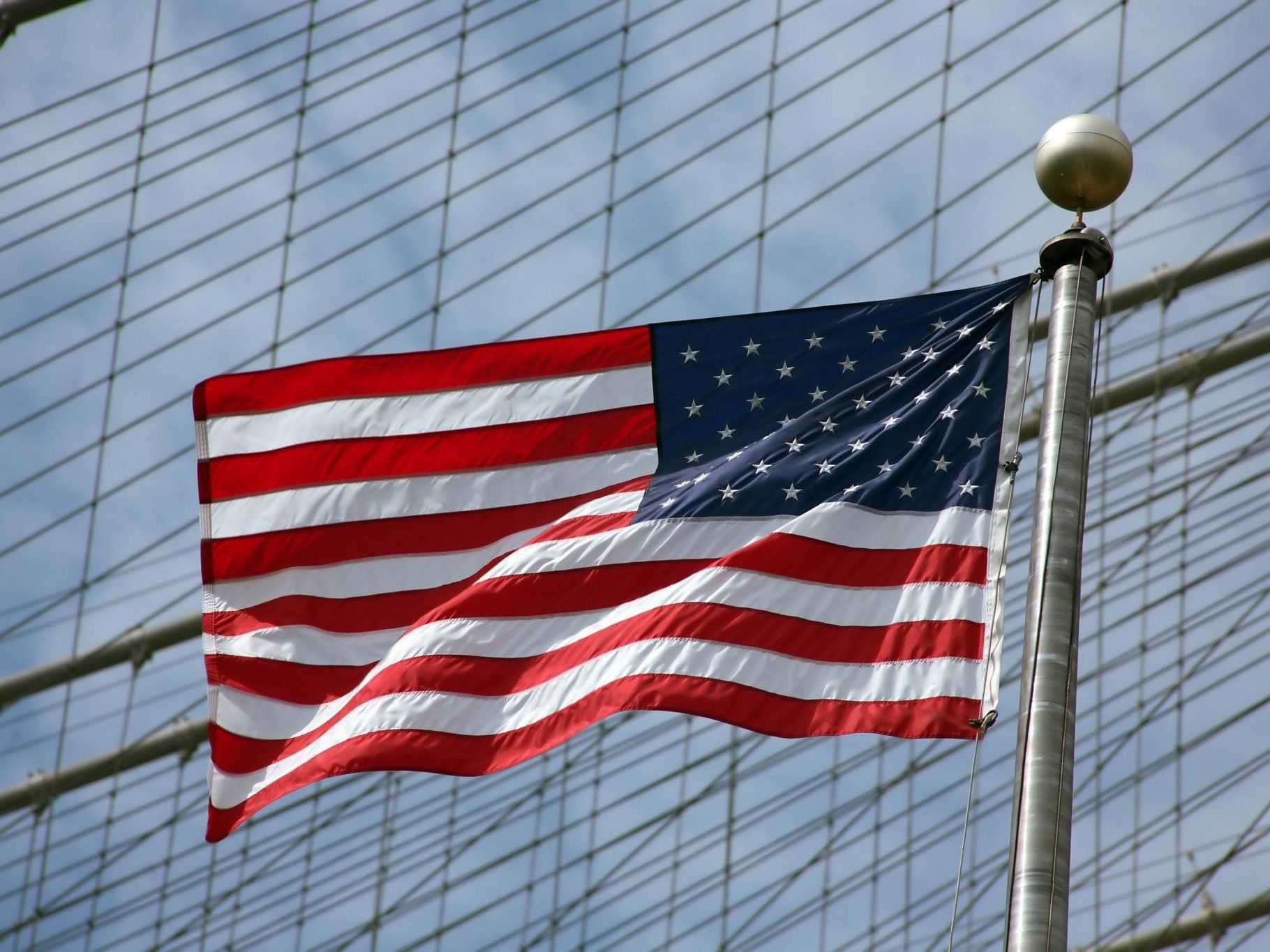 Die ehemaligen Informanten sind vermutlich ausgereist. Die ehemaligen Informanten sind vermutlich ausgereist.