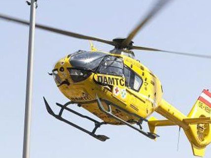 Der 13-Jährige wurde nach dem Unfall mit dem Rettungshubschrauber ins Spital gebracht werden. Der 13-Jährige wurde nach dem Unfall mit dem Rettungshubschrauber ins Spital gebracht werden.