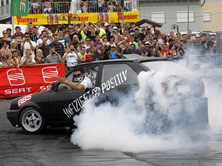 32. GTI-TREFFEN IN REIFNITZ AM WÖRTHERSEE 32. GTI-TREFFEN IN REIFNITZ AM WÖRTHERSEE