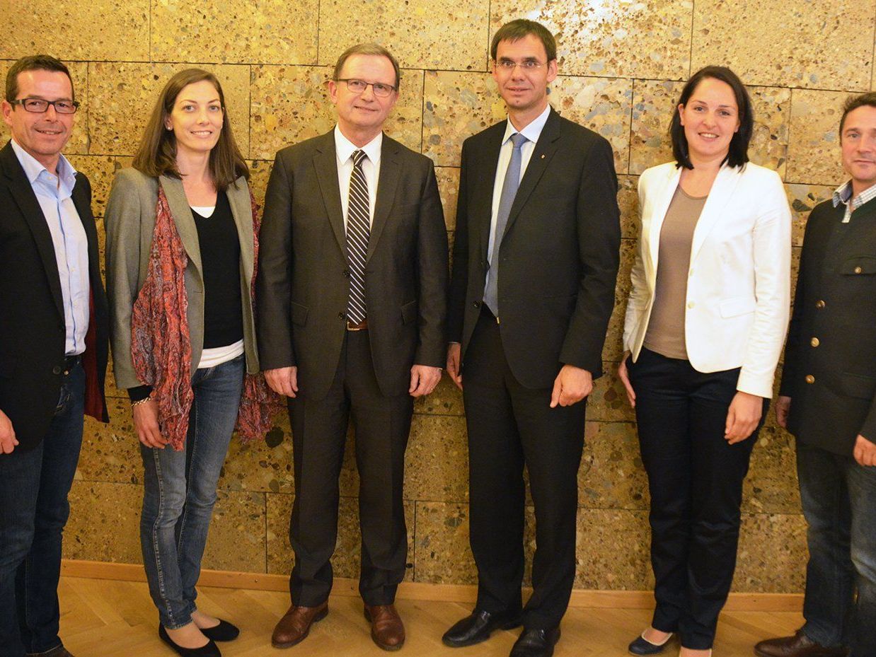 Die ÖVP Vorarlberg stellte ihre Kandidaten für die NR-Wahl im Herbst auf. Die ÖVP Vorarlberg stellte ihre Kandidaten für die NR-Wahl im Herbst auf.