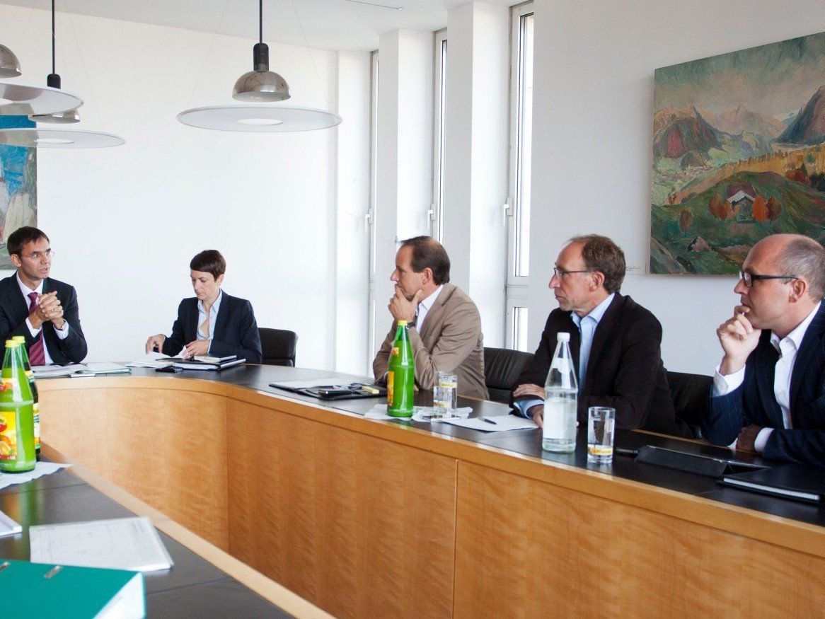 Über die Auswirkungen auf die NR-Wahl sind die Ländle-Klubchefs (hier bei der Budget-Besprechung im Herbst 2012) geteilter Meinung. Über die Auswirkungen auf die NR-Wahl sind die Ländle-Klubchefs (hier bei der Budget-Besprechung im Herbst 2012) geteilter Meinung.