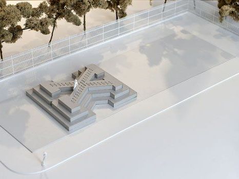 Olaf Nicolai gestaltet das "Denkmal für die Verfolgten der NS-Militärjustiz" am Wiener Ballhausplatz Olaf Nicolai gestaltet das "Denkmal für die Verfolgten der NS-Militärjustiz" am Wiener Ballhausplatz