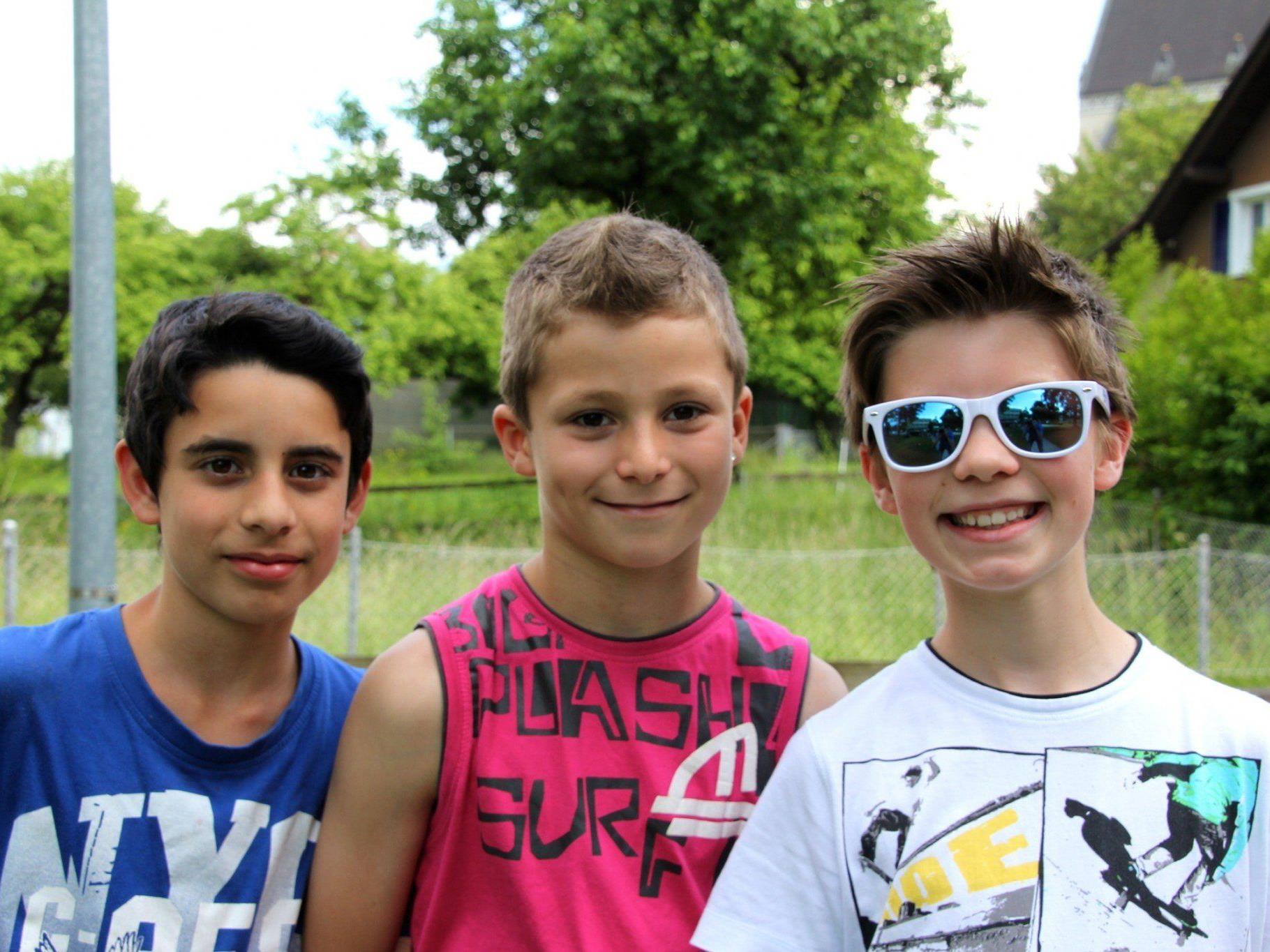 Joshua, André und Andreas hatten viel Spaß im Gemeindepark