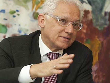 Ludwig Summer zieht sich nach 35 Jahren aus dem operativen Geschäft von illwerke vkw zurück. Ludwig Summer zieht sich nach 35 Jahren aus dem operativen Geschäft von illwerke vkw zurück.