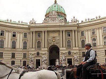 Ein Häftling will die Wiener Hofburg versteigern lassen Ein Häftling will die Wiener Hofburg versteigern lassen