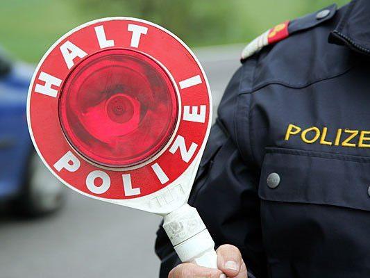 Was in Österreich im Verkehr verboten ist, weiß man - doch wie sieht es im Rest Europas aus? Was in Österreich im Verkehr verboten ist, weiß man - doch wie sieht es im Rest Europas aus?