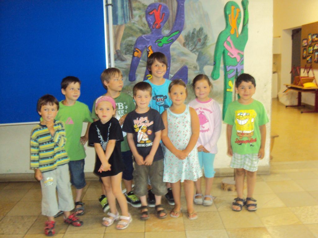 Auch letztes Jahr kamen viele Kindergärtler zum Schnuppern in die Volksschule. Auch letztes Jahr kamen viele Kindergärtler zum Schnuppern in die Volksschule.