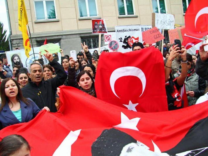 Demonstration richtete sich gegen die türkische Regierung.