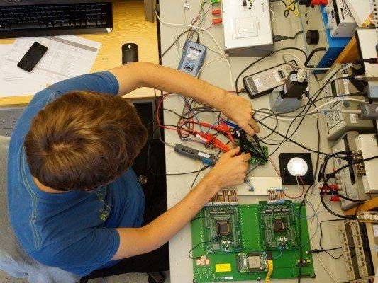 Dividende wird auf 0,07 (0,20) Euro je Aktie gekürzt. Dividende wird auf 0,07 (0,20) Euro je Aktie gekürzt.