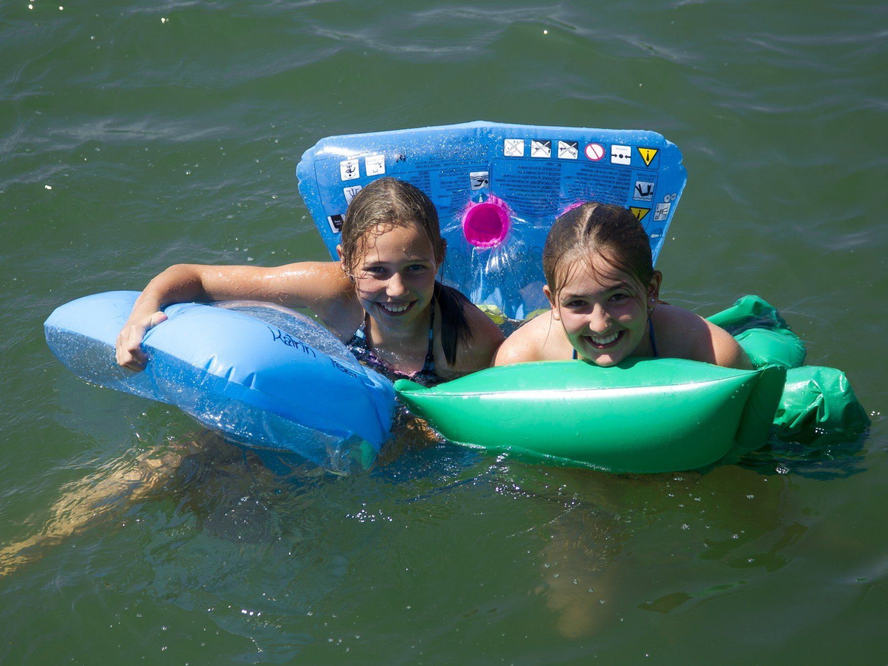 Diese beiden müssen sich keine Sorgen um die Wasserqualität machen. Diese beiden müssen sich keine Sorgen um die Wasserqualität machen.