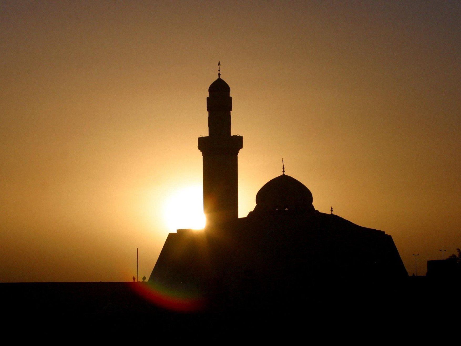 92-jähriger Bauer feierte gleichzeitig mit zwei Enkeln Hochzeit. 92-jähriger Bauer feierte gleichzeitig mit zwei Enkeln Hochzeit.