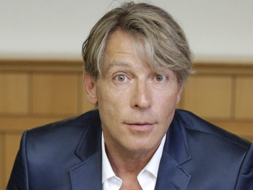 Dominic Heinzl zog gegen "News" vor Gericht. Dominic Heinzl zog gegen "News" vor Gericht.
