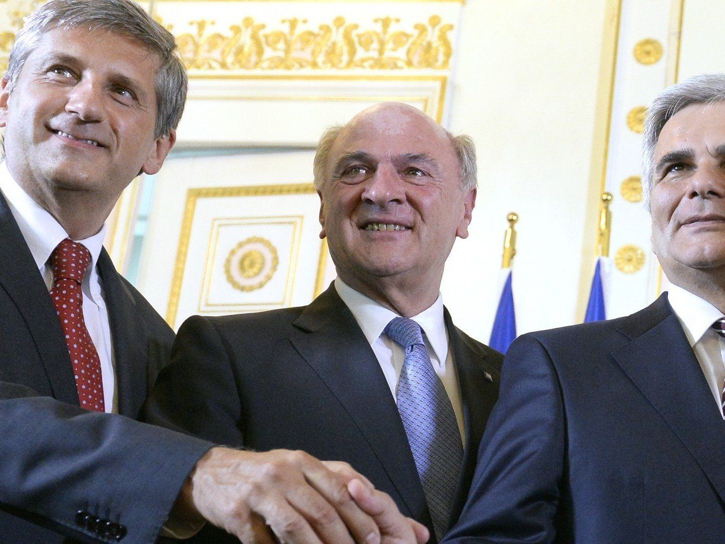 Erwin Pröll (mitte, Spindelegger links und Faymann rechts) wünscht sich wieder eine Zweierkoalition in der Bundesregierung. Erwin Pröll (mitte, Spindelegger links und Faymann rechts) wünscht sich wieder eine Zweierkoalition in der Bundesregierung.
