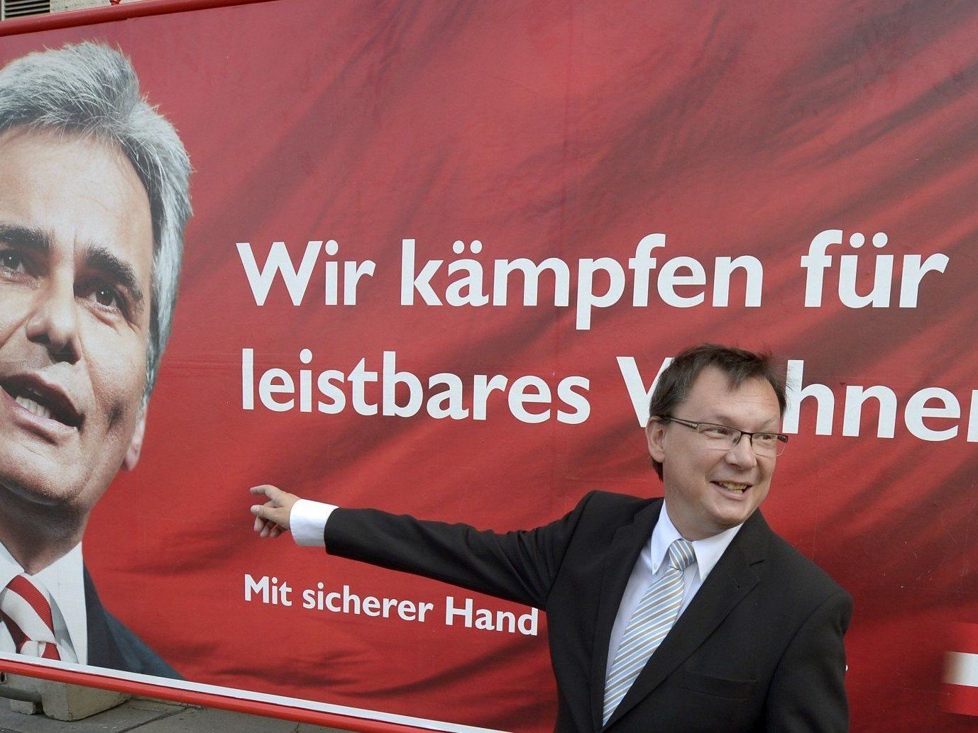 Neben diesen Plakaten sollen ab 1. August die Kernthemen der Nationalratswahl 2013 aufgezeigt werden. Neben diesen Plakaten sollen ab 1. August die Kernthemen der Nationalratswahl 2013 aufgezeigt werden.