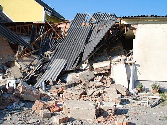 Das Haus in Eggendorf nach der Explosion Das Haus in Eggendorf nach der Explosion