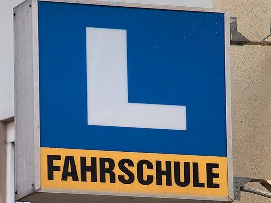 Fahrschule unter Betrugsverdacht Fahrschule unter Betrugsverdacht