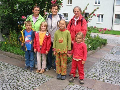 Ab Juli bis September: Wöchtentliche Sagenwanderung. Ab Juli bis September: Wöchtentliche Sagenwanderung.