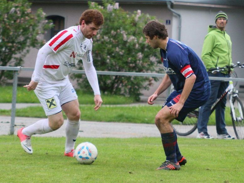 Adem Kum zeigte sich mit seinen beiden Treffern beim 3:2-Testsieg schon in Torlaune. Adem Kum zeigte sich mit seinen beiden Treffern beim 3:2-Testsieg schon in Torlaune.