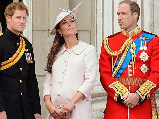Kate, Herzogin von Cambridge und Prince William (rechts) wollen sich vom Geschlecht des Babys überraschen lassen Kate, Herzogin von Cambridge und Prince William (rechts) wollen sich vom Geschlecht des Babys überraschen lassen
