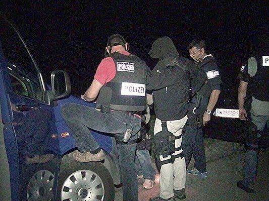 Am Tatort in Hochwolkersdorf im Bezirk Wiener Neustadt Am Tatort in Hochwolkersdorf im Bezirk Wiener Neustadt