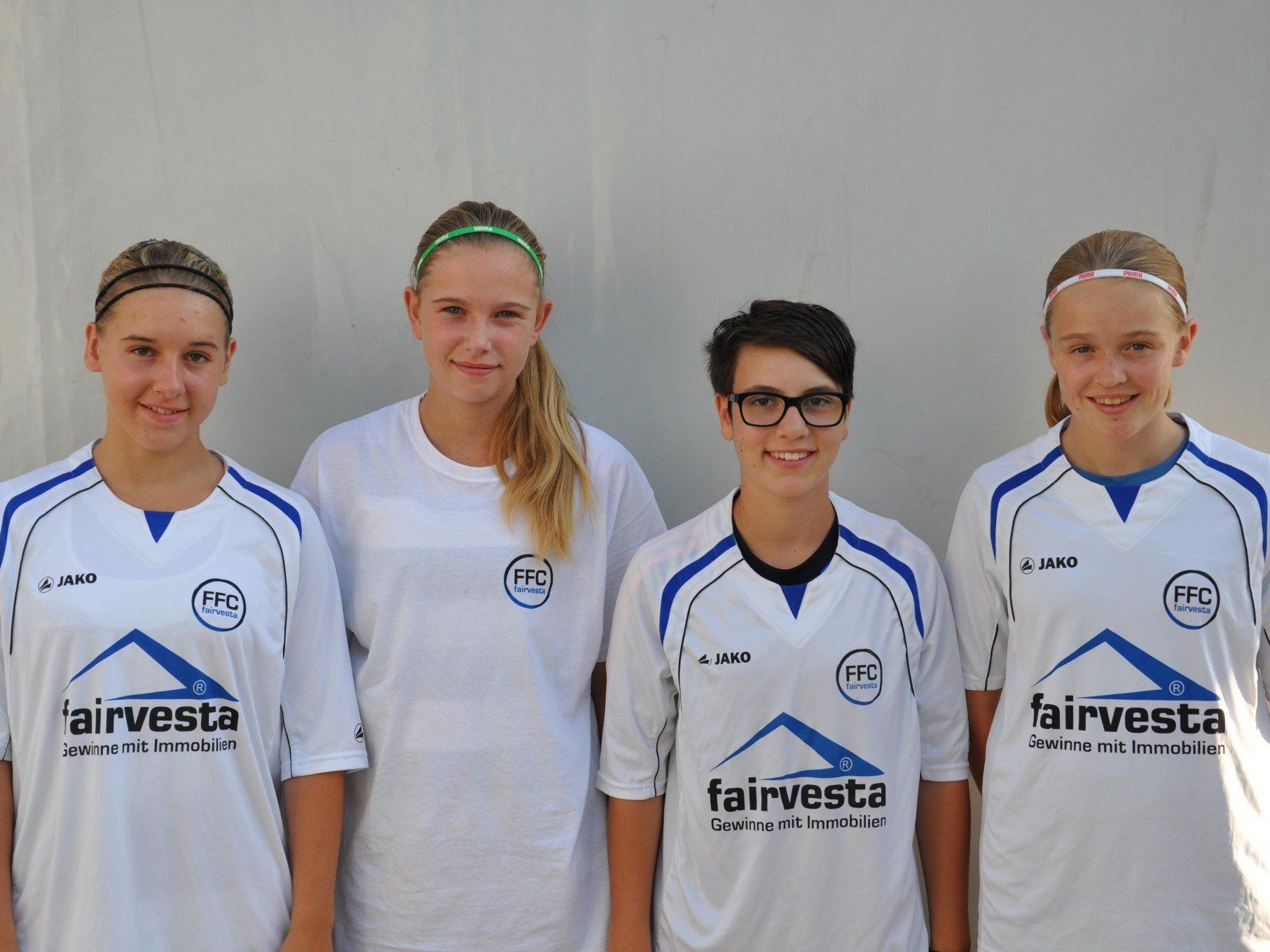 Sandra Malin, Melanie Pomberger, Lena Scheiber und Jacqueline Vonbrühl- hoffnungsvolle Nachwuchsspielerinnen aus Vorarlberg Sandra Malin, Melanie Pomberger, Lena Scheiber und Jacqueline Vonbrühl- hoffnungsvolle Nachwuchsspielerinnen aus Vorarlberg