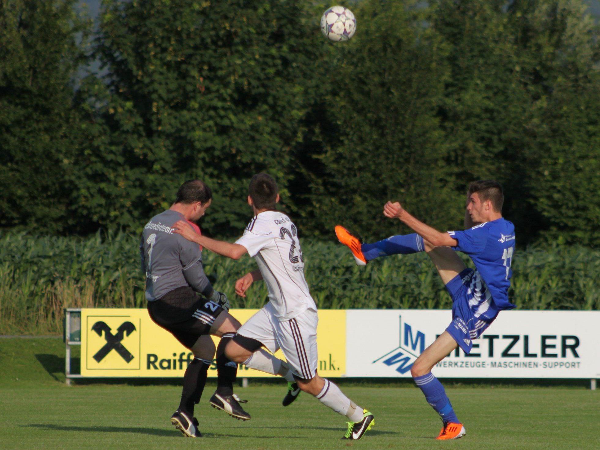 Brederis Neuzugang Emin Topal traf beim 3:1-Testsieg gegen Ligakonkurrent Göfis.
