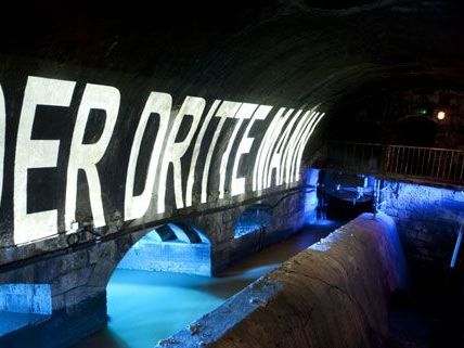 An heißen Tagen ist der Eintritt bei der Tour günstiger. An heißen Tagen ist der Eintritt bei der Tour günstiger.