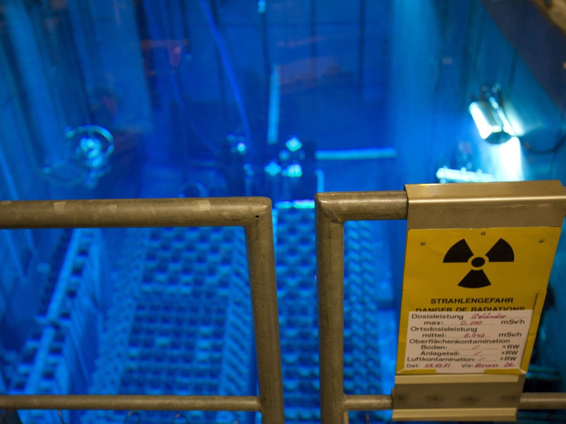 Bereits im Jahr 2000 dürfte radioaktives Cäsium aus dem AKW Mühleberg in den Bielersee entkommen sein. Bereits im Jahr 2000 dürfte radioaktives Cäsium aus dem AKW Mühleberg in den Bielersee entkommen sein.