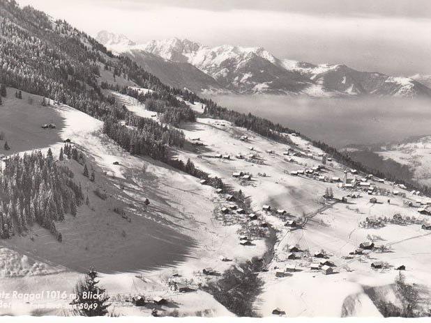 Raggal nach 1950, damals noch auf 1016 m Seehöhe, eingesendet von Alfred Zech.