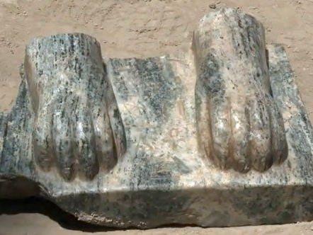 Archäologen graben 4.000 Jahre altes Fragment samt Inschrift aus