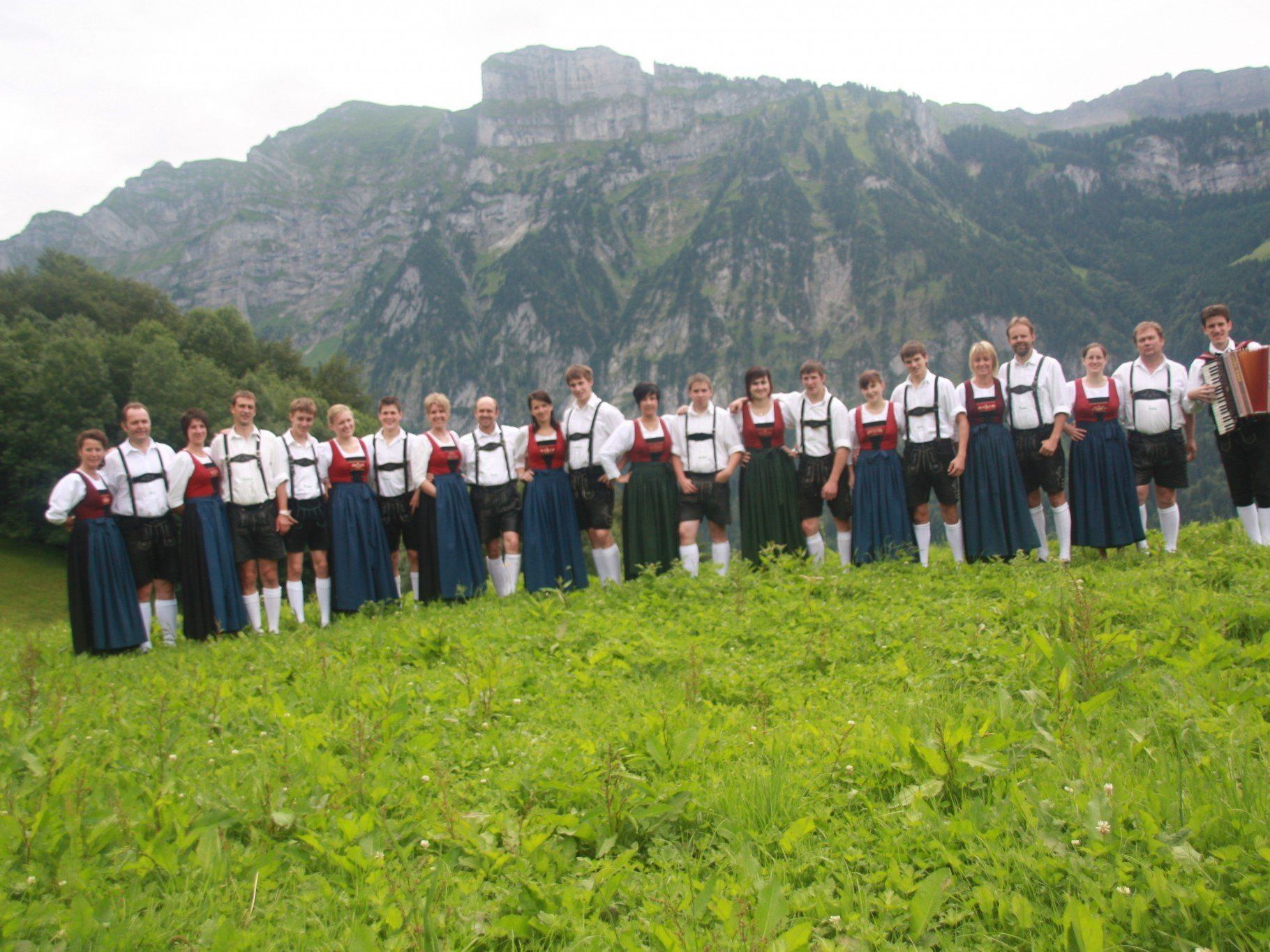 Trachten- und Schuhplattlergruppe Mellau Trachten- und Schuhplattlergruppe Mellau