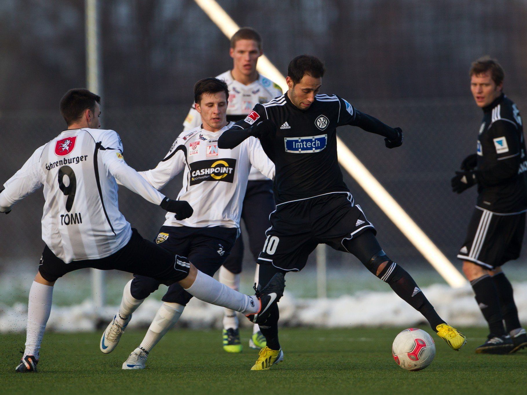 Tomi wechselt das Dress und folgt Trainer Adi Hütte rnach Grödig. Tomi wechselt das Dress und folgt Trainer Adi Hütte rnach Grödig.