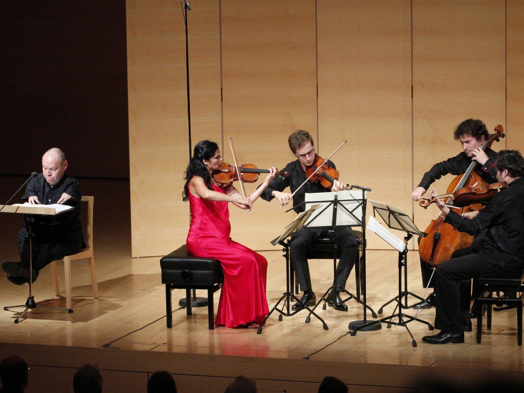 Thomas Quasthoff und das Belcea Quartet im Kauffmann-Saal. Thomas Quasthoff und das Belcea Quartet im Kauffmann-Saal.