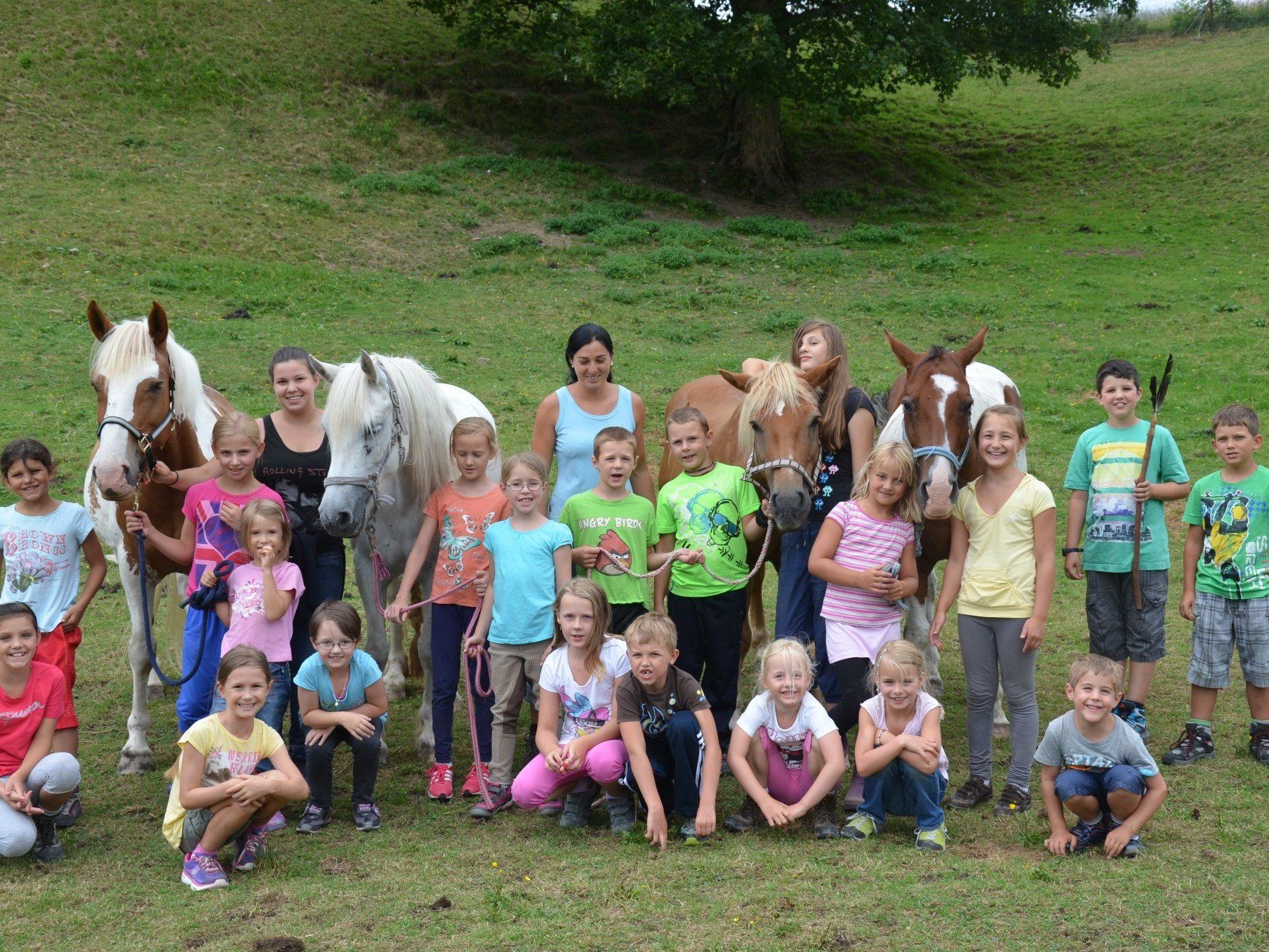 Die Kids aus dem ganzen Vorderland waren vom Erlebnistag in Furx begeistert. Die Kids aus dem ganzen Vorderland waren vom Erlebnistag in Furx begeistert.