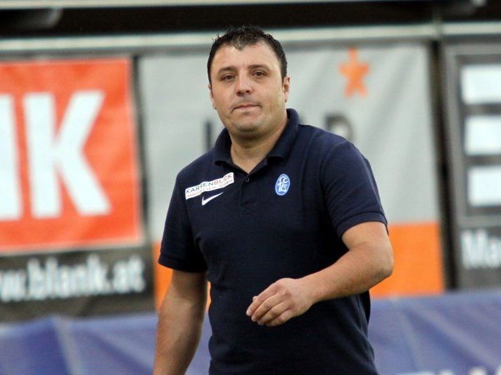 Der Mann für alle Fälle beim FC Lustenau Hüseyin Armut wird heute viele Bratwürste auf den Grill legen müssen Der Mann für alle Fälle beim FC Lustenau Hüseyin Armut wird heute viele Bratwürste auf den Grill legen müssen