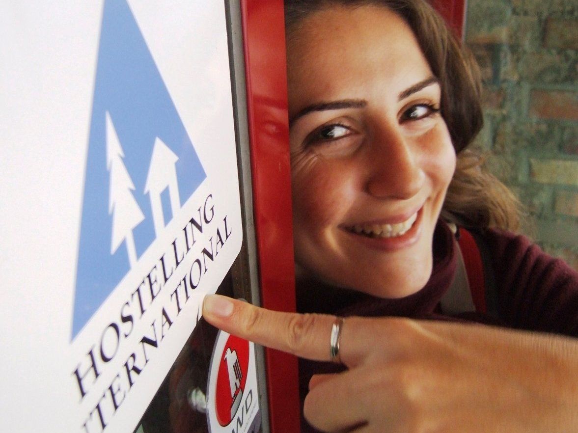 Mit dem Internationalen Jugendherbergsausweis reisen Jugendliche billiger. Mit dem Internationalen Jugendherbergsausweis reisen Jugendliche billiger.