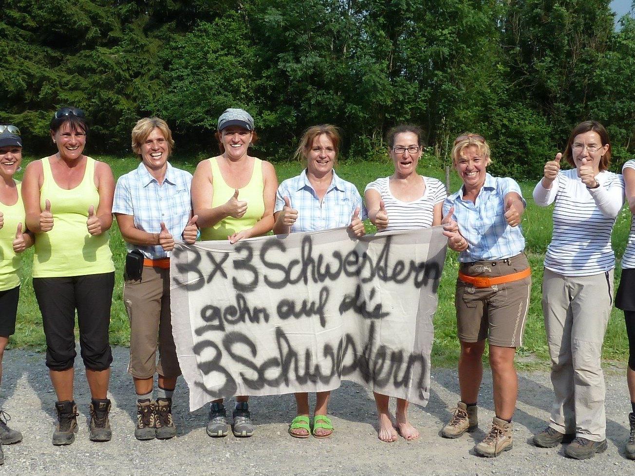 Brigitte und Sylvia Neßler, Helga Hotz, Klaudia Wüstner (Neßler), Ingrid Hotz, Karin Gorbach, Susanne Hotz, Claudia uund Regine Gorbach, von links.