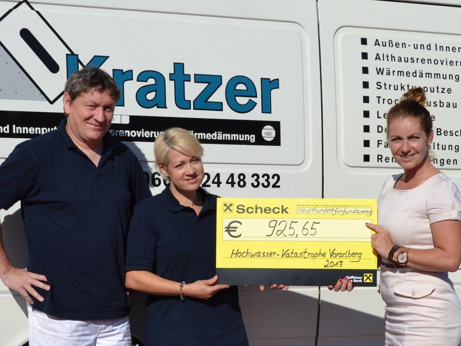 Hochwasser-Spendenübergabe Firma Kratzer an die Caritas.