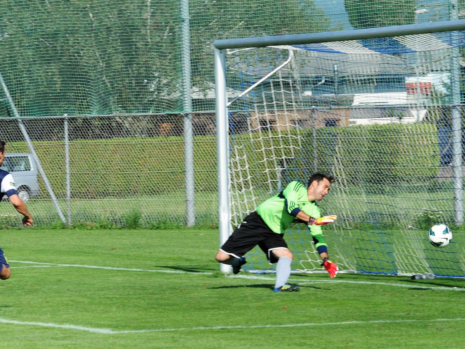 Siegestreffer für den SCF in der 72. Minute durch die Nr. 16 der Fußacher, Marttin Bartolini Siegestreffer für den SCF in der 72. Minute durch die Nr. 16 der Fußacher, Marttin Bartolini